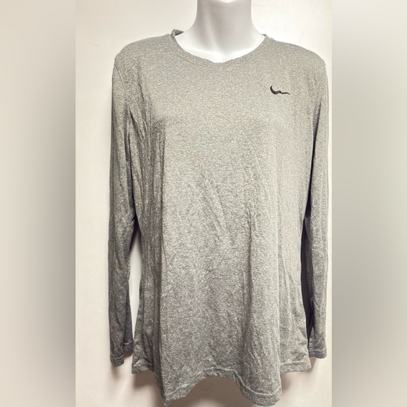 Nike Heather Gray Long Sleeve Men's Tee - Picture 1 of 6